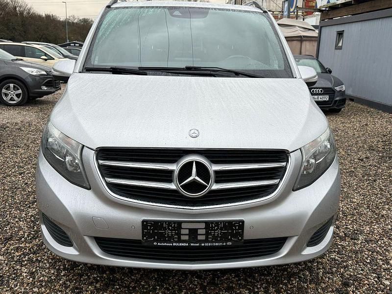Gebraucht Mercedes V220 Avantgarde Edition 163 PS (119 kW) 2014 Grau Van / Kleinbus