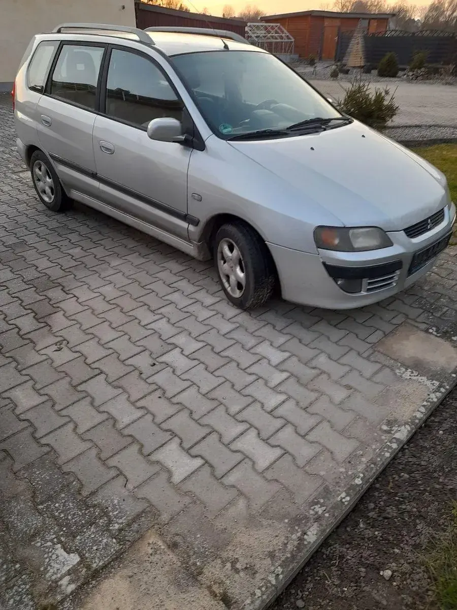 Gebraucht Mitsubishi Space Star 98 PS (72 kW) 2005 Grau Van / Kleinbus