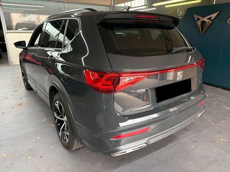Gebraucht Seat Tarraco FR 150 PS (110 kW) 2023 Grau SUV
