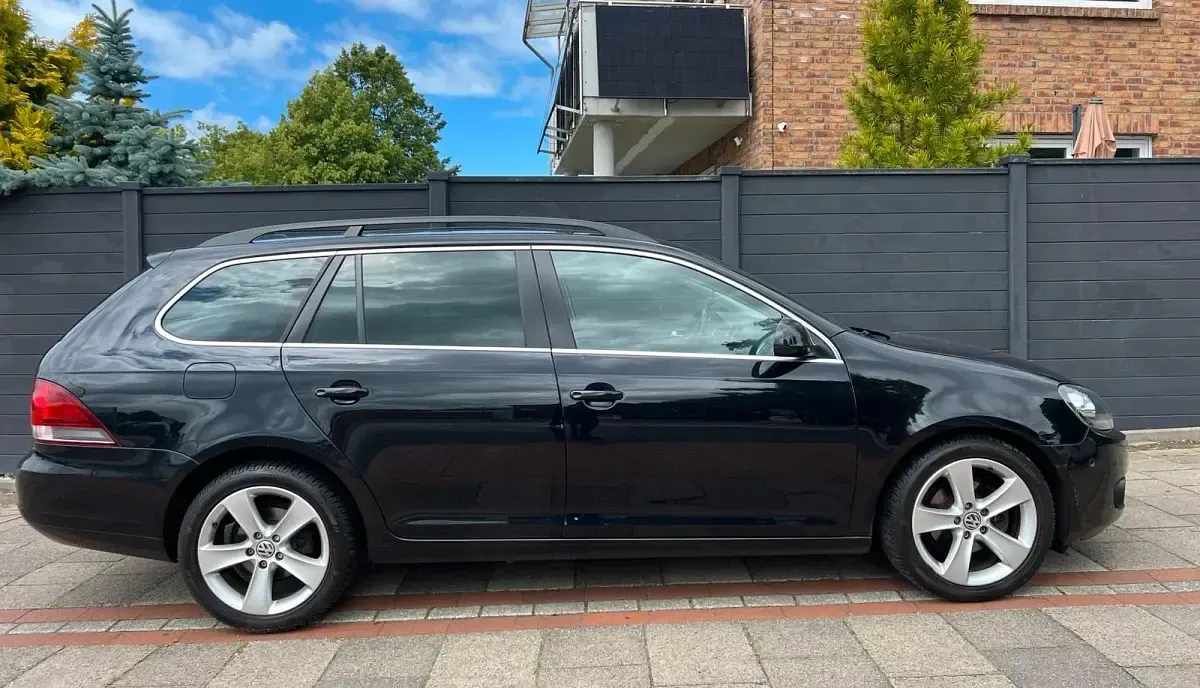 Gebraucht VW Golf VI 105 PS (77 kW) 2010 Schwarz Kombi