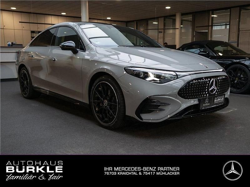 Grau Gebraucht 2025 Mercedes CLA 250+ AMG Limousine | 59.850 € (Fairer Preis) - Bild 1/4