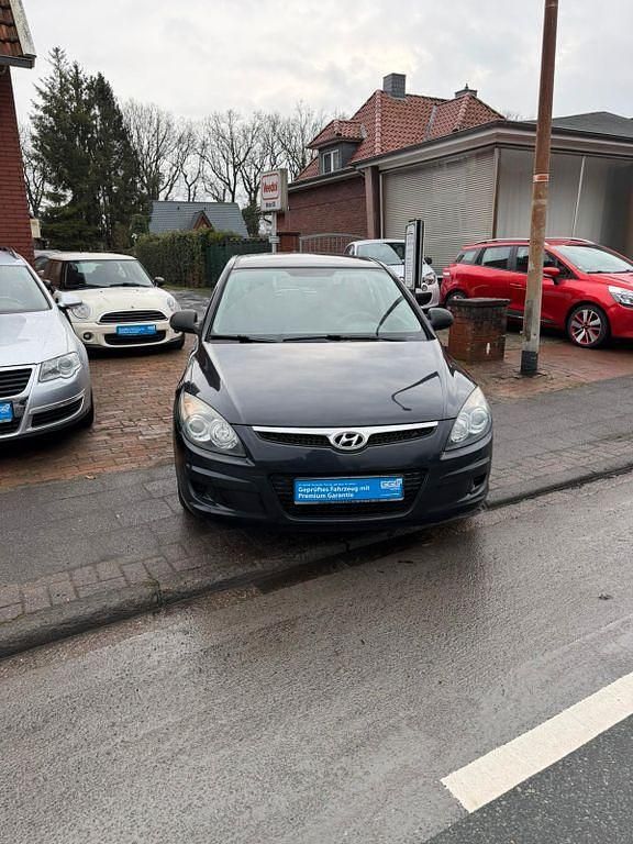 Gebraucht Hyundai i30 Edition+ 109 PS (80 kW) 2009 Schwarz Limousine