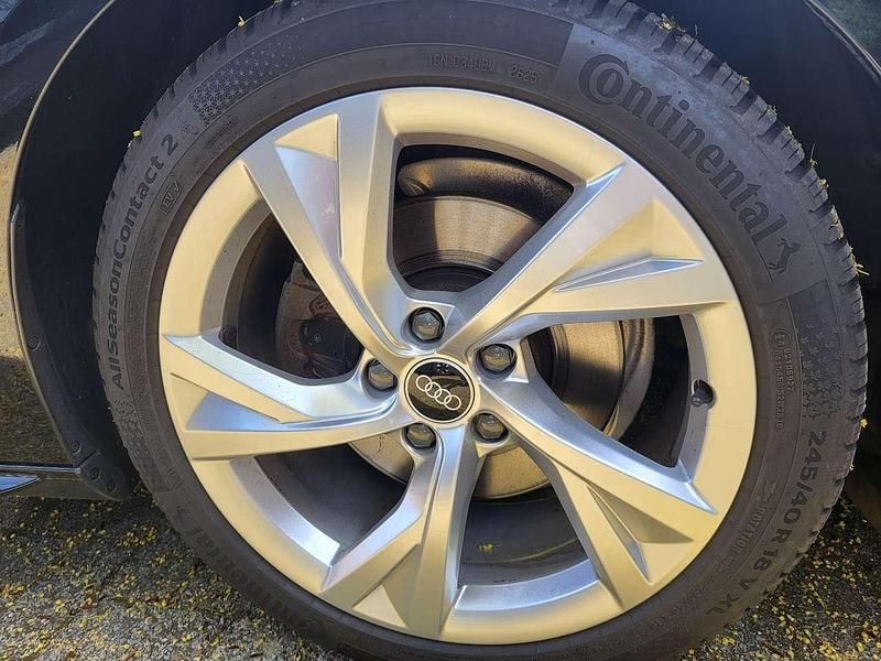 Gebraucht Audi A4 S-Line 163 PS (119 kW) 2021 Schwarz Kombi