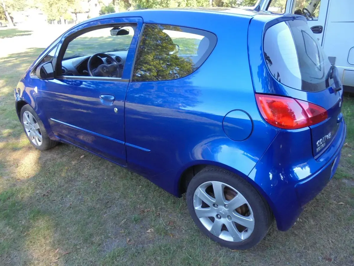 Gebraucht Mitsubishi Colt Motion 95 PS (69 kW) 2006 Blau Kleinwagen