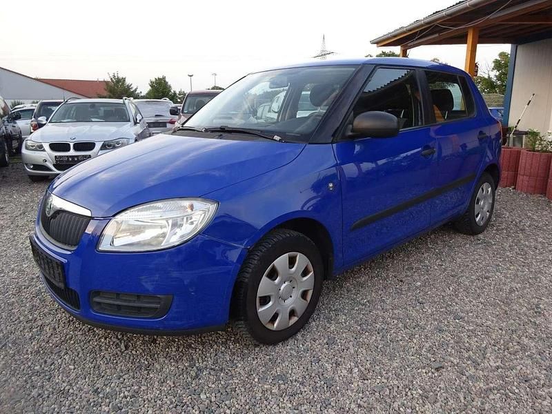 Blau Gebraucht 2009 Skoda Fabia Classic Limousine | 1.700 € (Guter Preis) - Bild 1/4