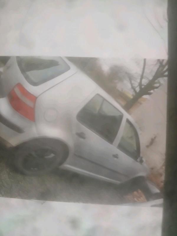 Używany VW Golf IV 75 KM (55 kW) 2002 Srebrny Hatchback