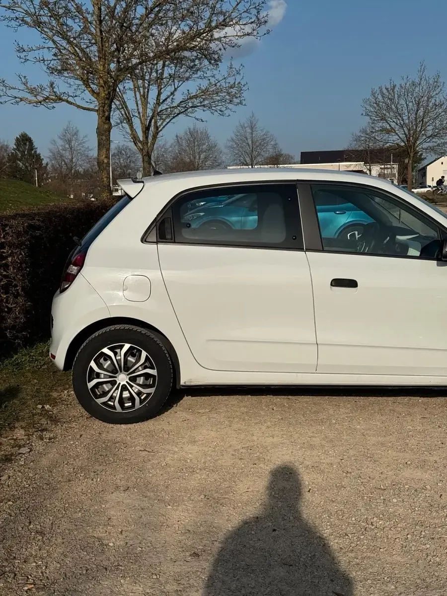 Gebraucht Renault Twingo SE 71 PS (52 kW) 2016 Weiß Kleinwagen