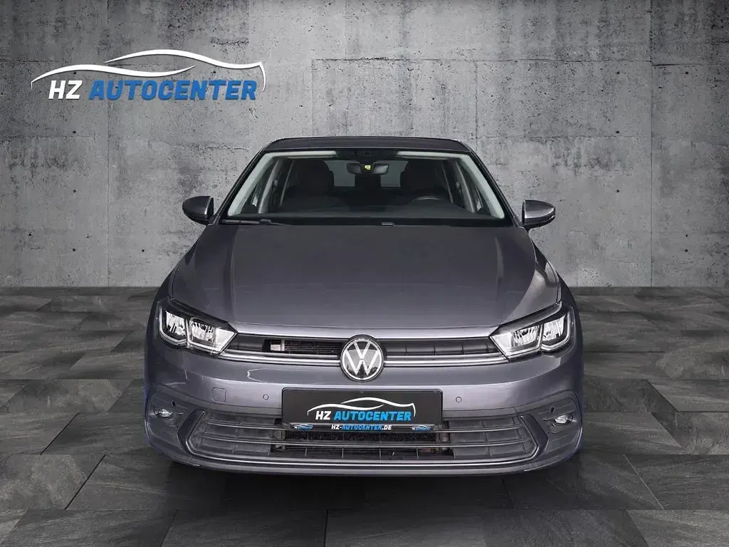 Gebraucht VW Polo Life 95 PS (69 kW) 2024 Grau Kleinwagen