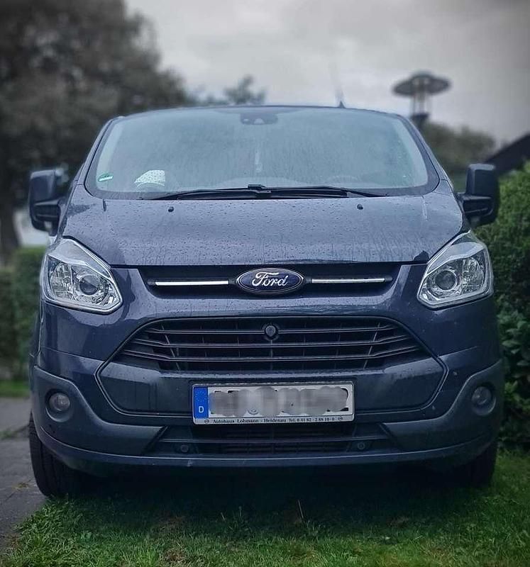 Gebraucht Ford Tourneo Custom Titanium 155 PS (114 kW) 2013 Grau Van