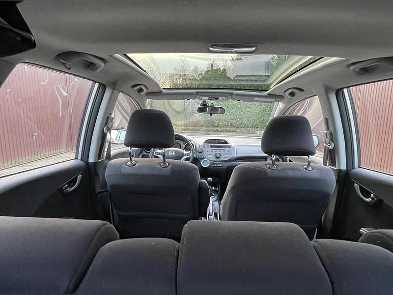 Gebraucht Honda Jazz Executive 99 PS (72 kW) 2009 Silber Kleinwagen