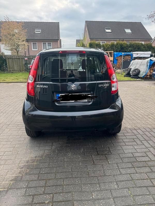Gebraucht Suzuki Splash 85 PS (62 kW) 2009 Schwarz Kleinwagen