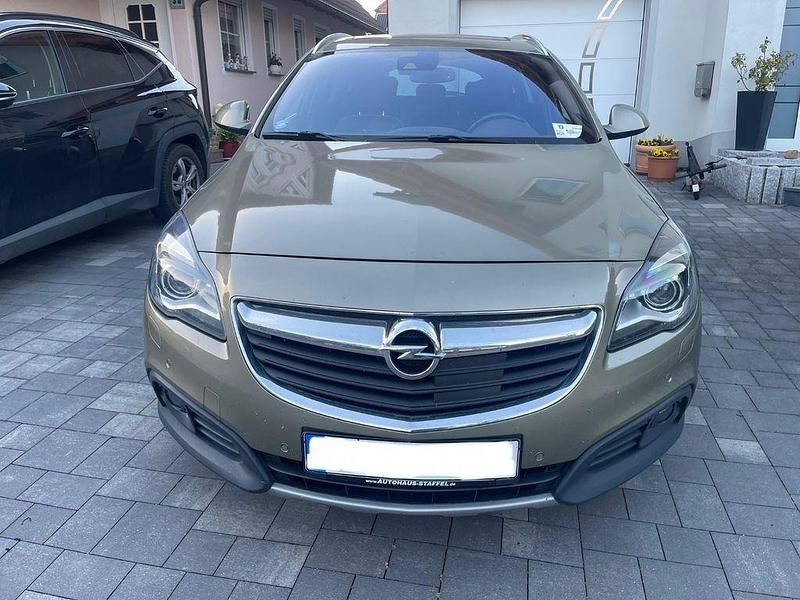 Gebraucht Opel Insignia Country Tourer 194 PS (142 kW) 2014 Grün Kombi
