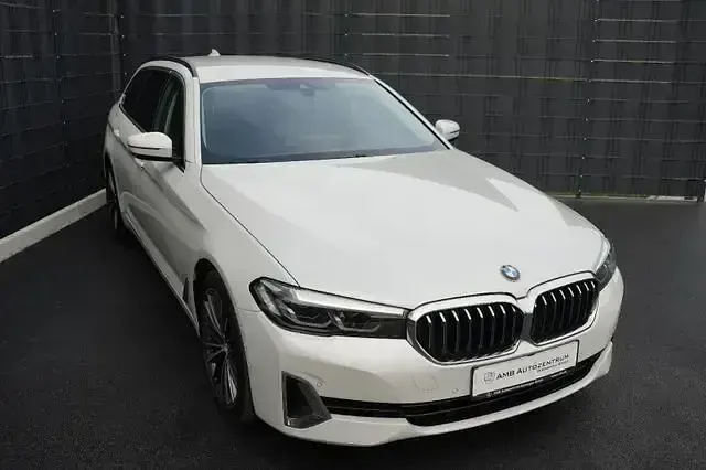 Gebraucht BMW 520 Luxury Line 190 PS (139 kW) 2021 Weiß Limousine