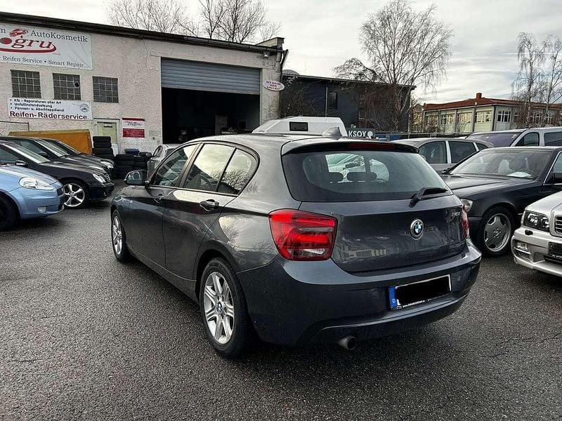 Gebraucht BMW 116 136 PS (100 kW) 2011 Mineralgrau metallic Kleinwagen