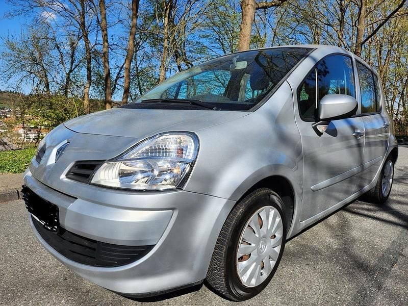 Silber Gebraucht 2011 Renault Modus Van / Kleinbus | 2.500 € (Fairer Preis) - Bild 1/4
