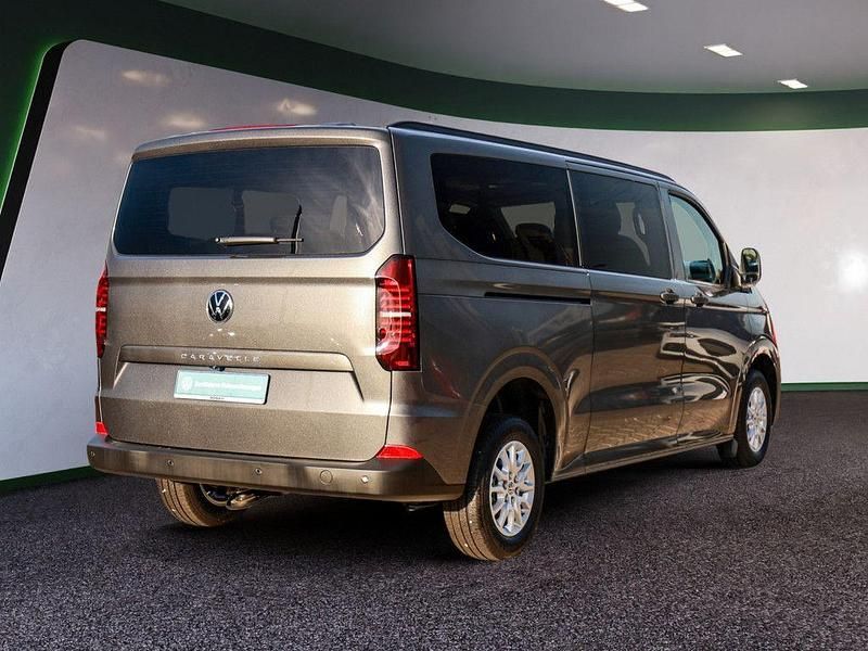 Gebraucht VW T7 150 PS (110 kW) 2025 Grau Van