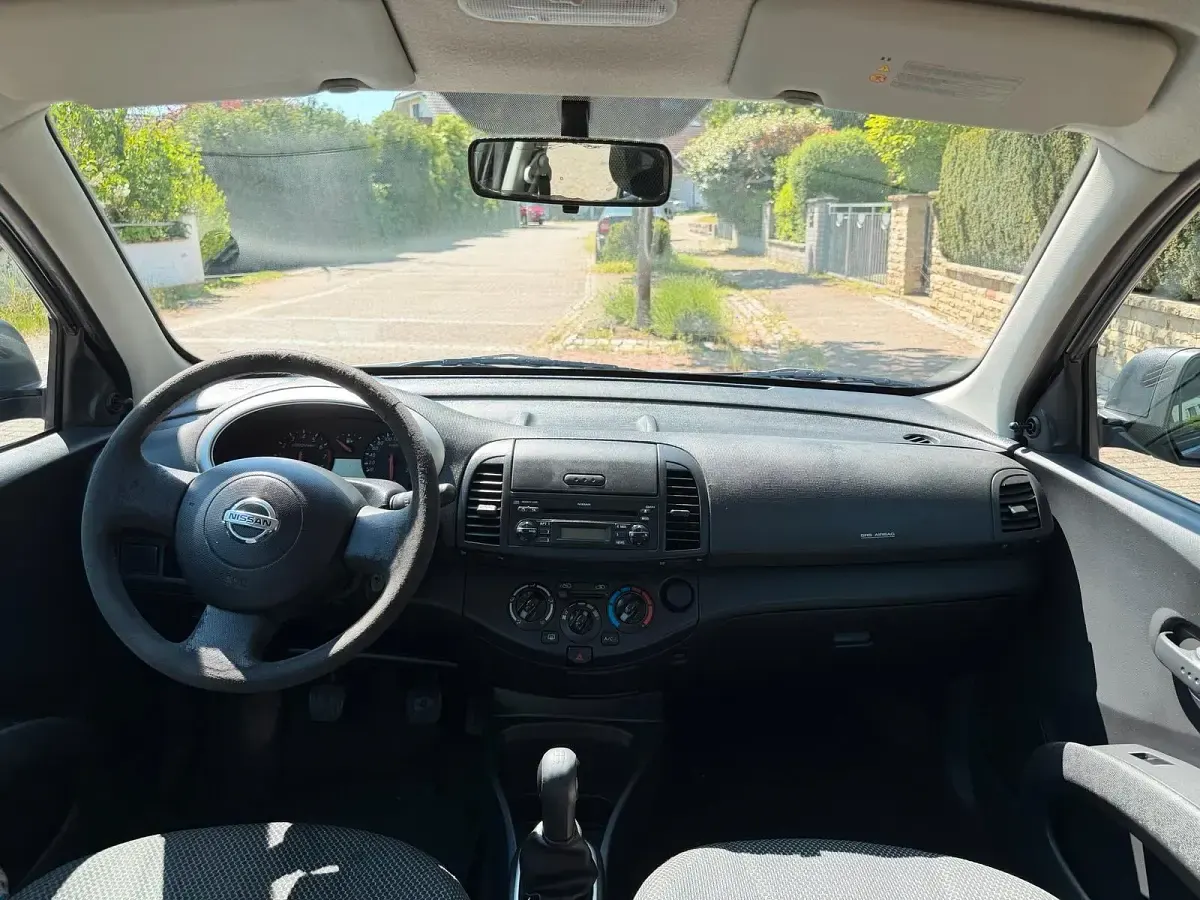 Gebraucht Nissan Micra 65 PS (47 kW) 2010 Grau Kleinwagen