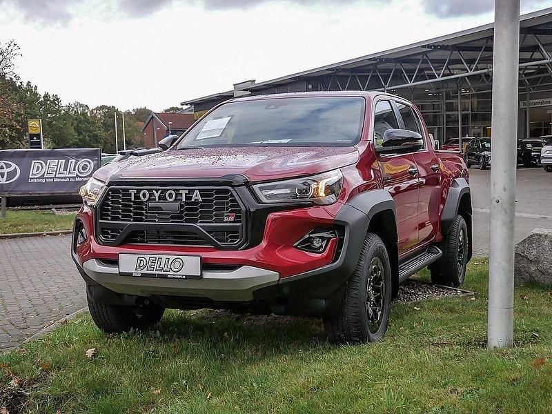 Rot Neu 2025 Toyota HiLux Sport Abholung | 66.490 € - Bild 1/4