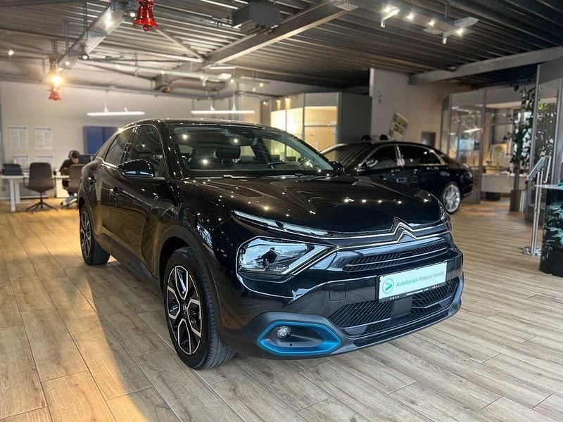 Schwarz Gebraucht 2021 Citroën e-C4 Feel SUV | 15.699 € (Fairer Preis) - Bild 1/4