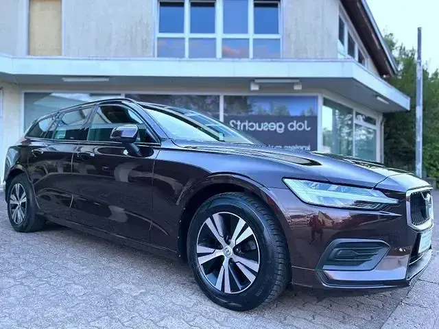 Gebraucht Volvo V60 150 PS (110 kW) 2020 Braun Kombi