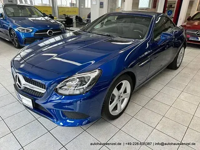 Gebraucht Mercedes SLC180 156 PS (114 kW) 2017 Blau Cabrio