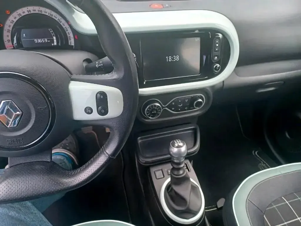 Gebraucht Renault Twingo 90 PS (66 kW) 2017 Grün Kleinwagen
