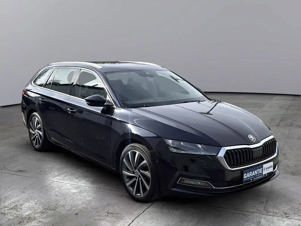 Gebraucht Skoda Octavia First Edition 150 PS (110 kW) 2020 Schwarz Limousine