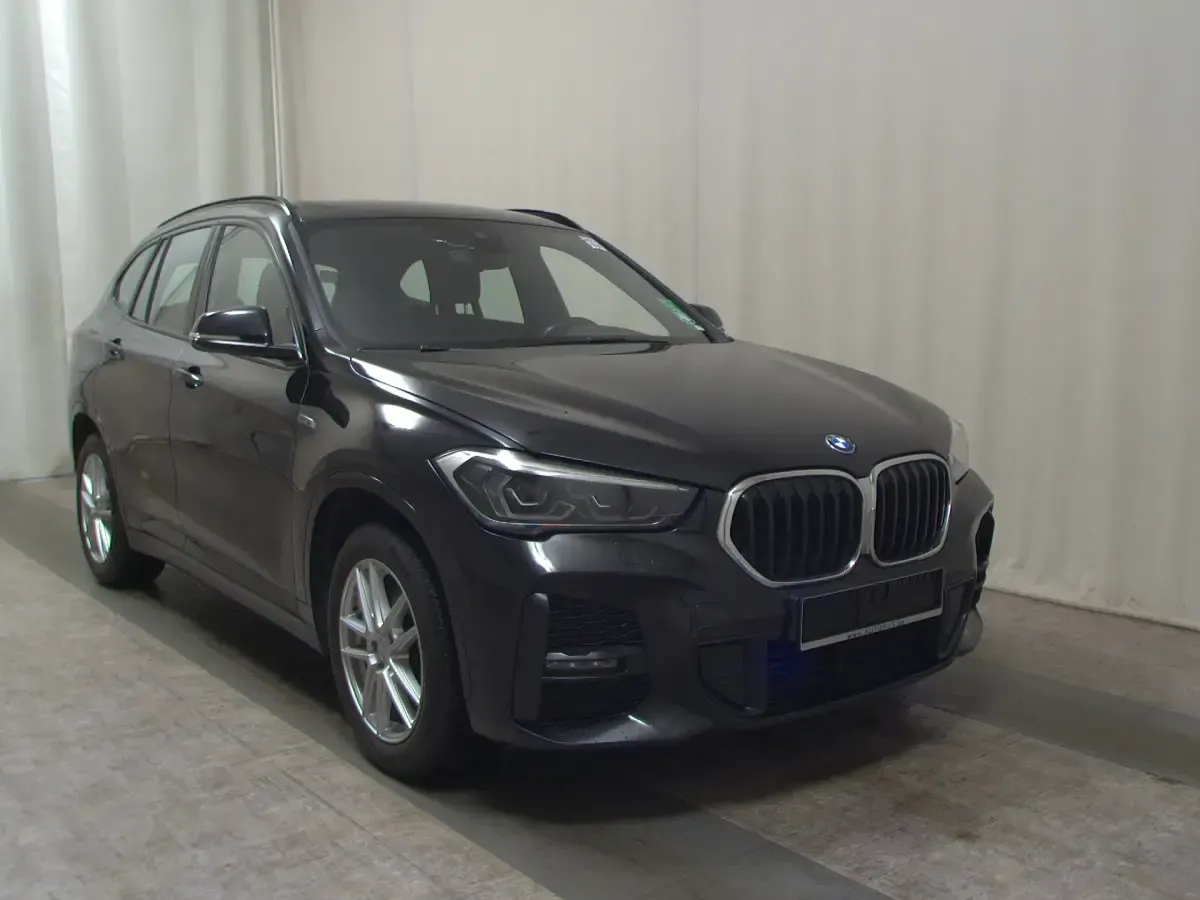 Gebraucht BMW X1 M Sport 220 PS (161 kW) 2022 Schwarz SUV