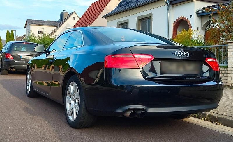 Second-hand Audi A5 180 CP (132 kW) 2009 Negru Coupe