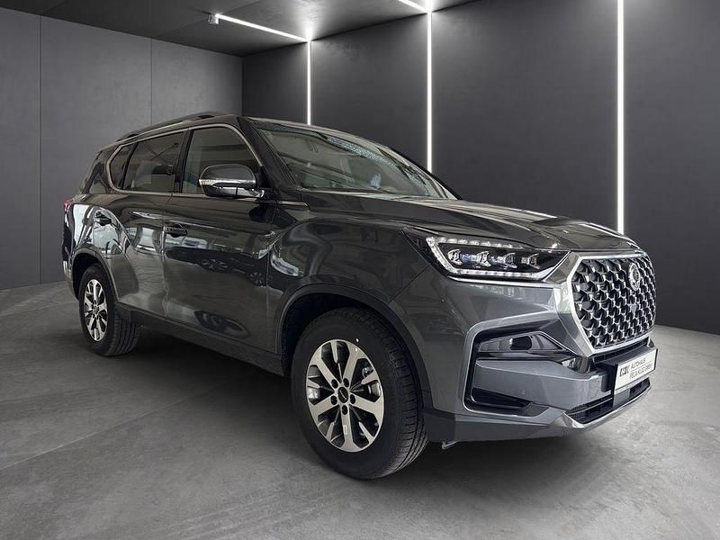 Neu KGM Rexton 201 PS (147 kW) 2026 Grau SUV