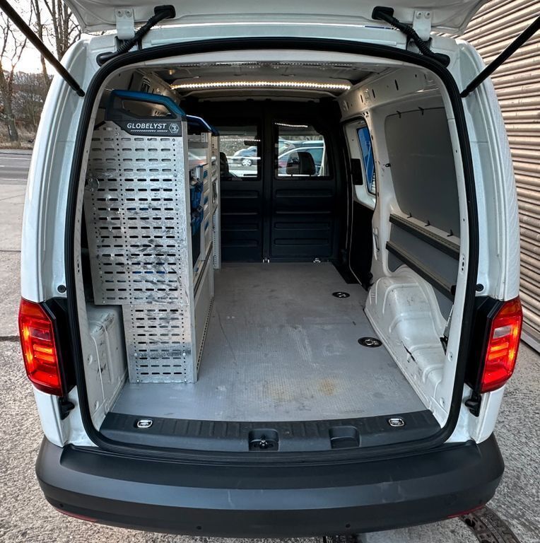 Weiß Gebraucht 2018 VW Caddy Maxi Van / Kleinbus | 19.300 € (Fairer Preis) - Bild 1/4