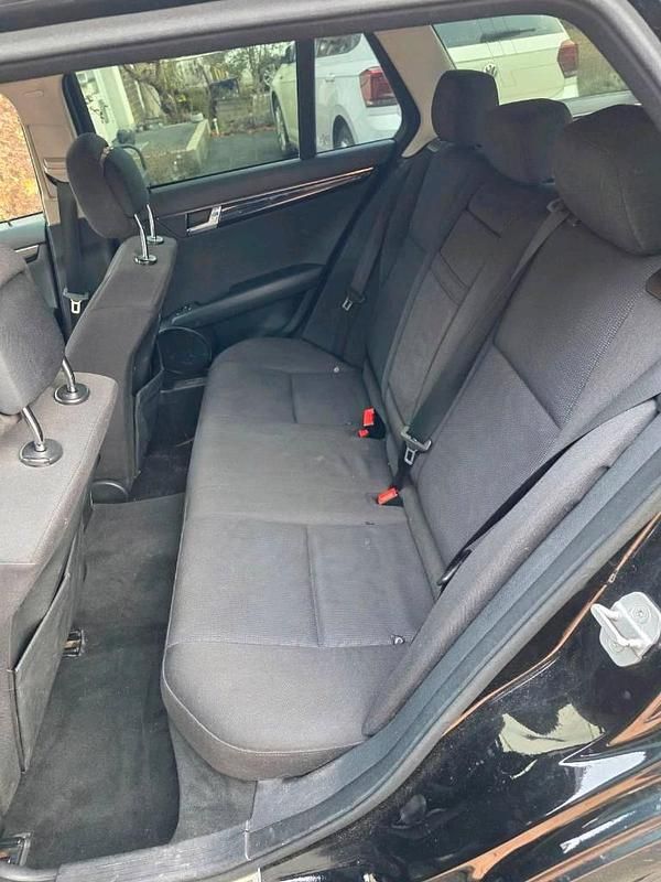 Gebraucht Mercedes C220 170 PS (125 kW) 2008 Schwarz Kombi