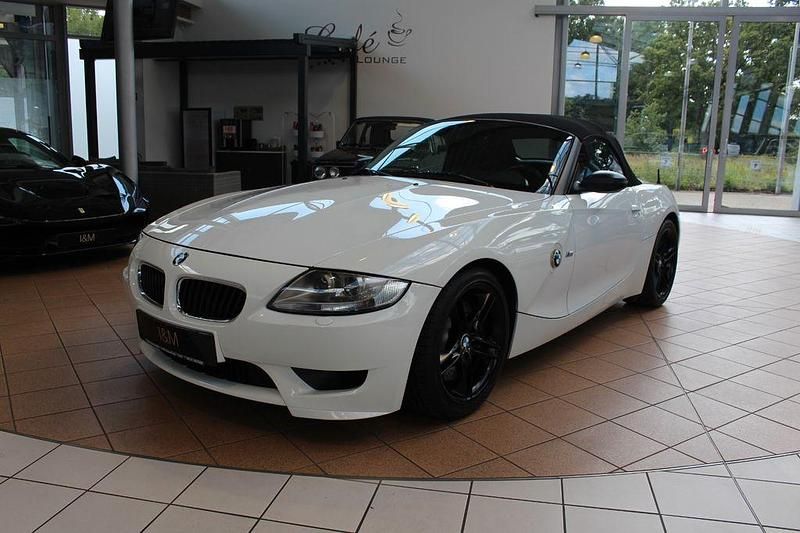 Weiß Gebraucht 2007 BMW Z4 M Performance Cabrio | 34.990 € (Etwas zu teuer) - Bild 1/4