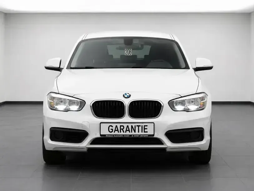 Gebraucht BMW 116 Sport Line 109 PS (80 kW) 2019 Mineralweiss metallic (metallic) Kleinwagen