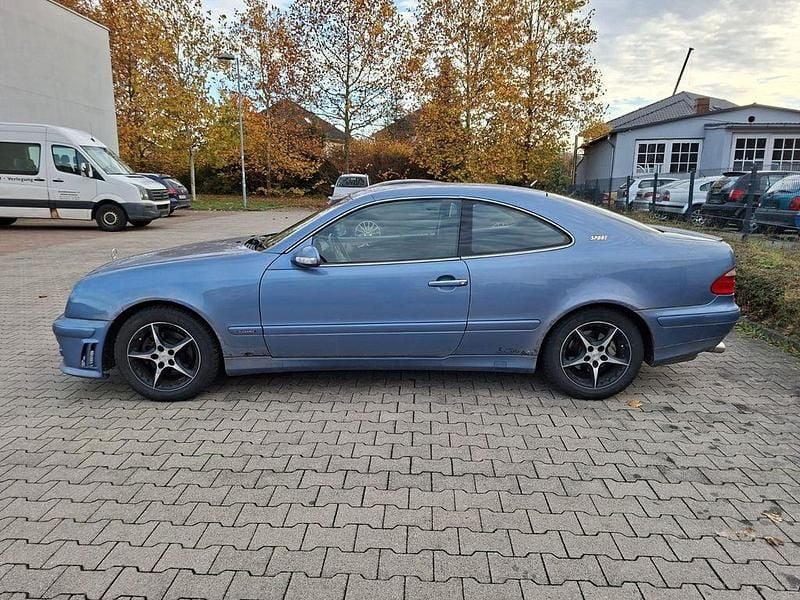 Gebraucht Mercedes CLK200 Elegance 136 PS (100 kW) 2000 Blau Coupé