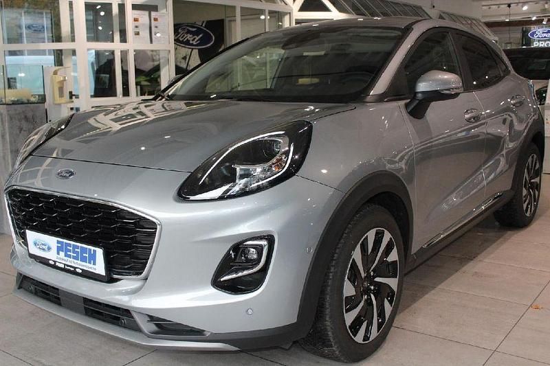 Grau Gebraucht 2022 Ford Puma Gen-E Titanium X SUV | 19.490 € (Guter Preis) - Bild 1/4