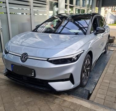 Scale silver Gebraucht 2024 VW ID.7 Pro Limousine | 47.880 € (Fairer Preis) - Bild 1/3