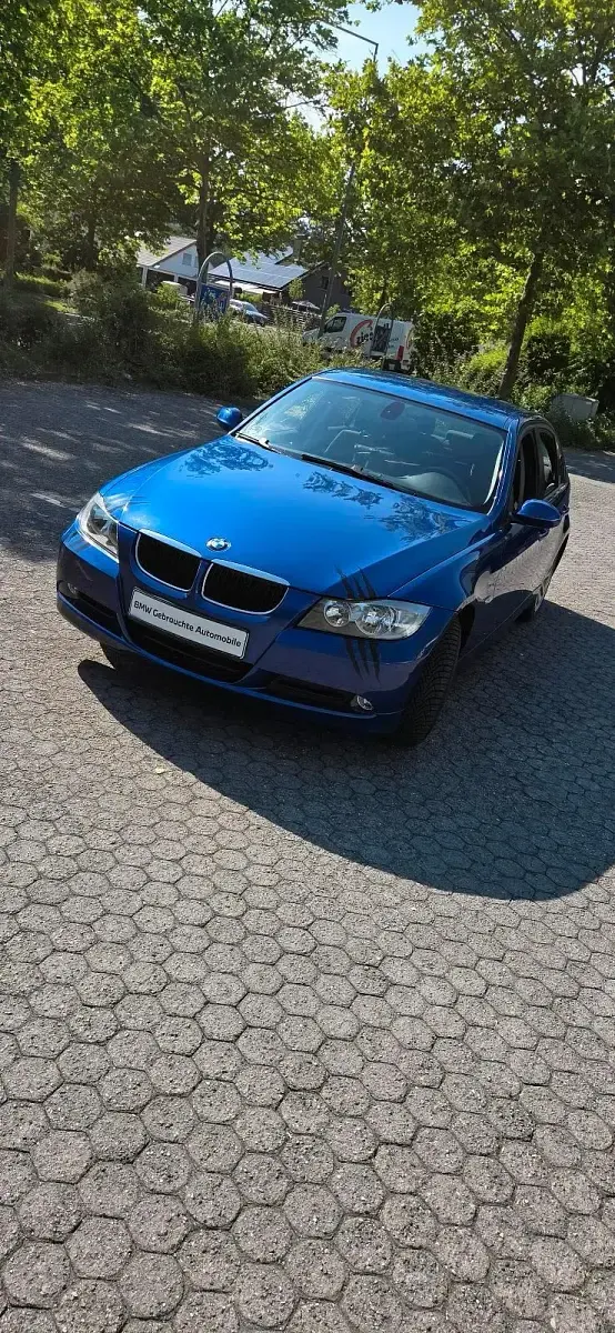 Gebraucht BMW 318 Advantage 143 PS (105 kW) 2008 Blau Limousine