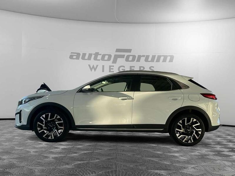 Neu Kia XCeed Spirit 140 PS (102 kW) 2026 (wd) cararraweiss SUV