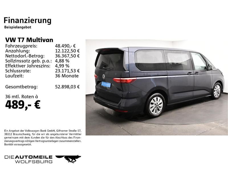 Gebraucht VW Multivan Life 150 PS (110 kW) 2024 Starlight blue metallic (metallic) Van