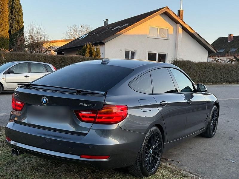 Gebraucht BMW 320 Gran Turismo 190 PS (139 kW) 2016 Grau Coupé