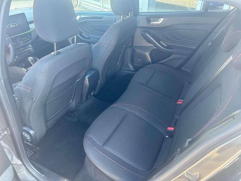 Usata Ford Focus ST-Line 125 CV (91 kW) 2024 Grigio Station wagon
