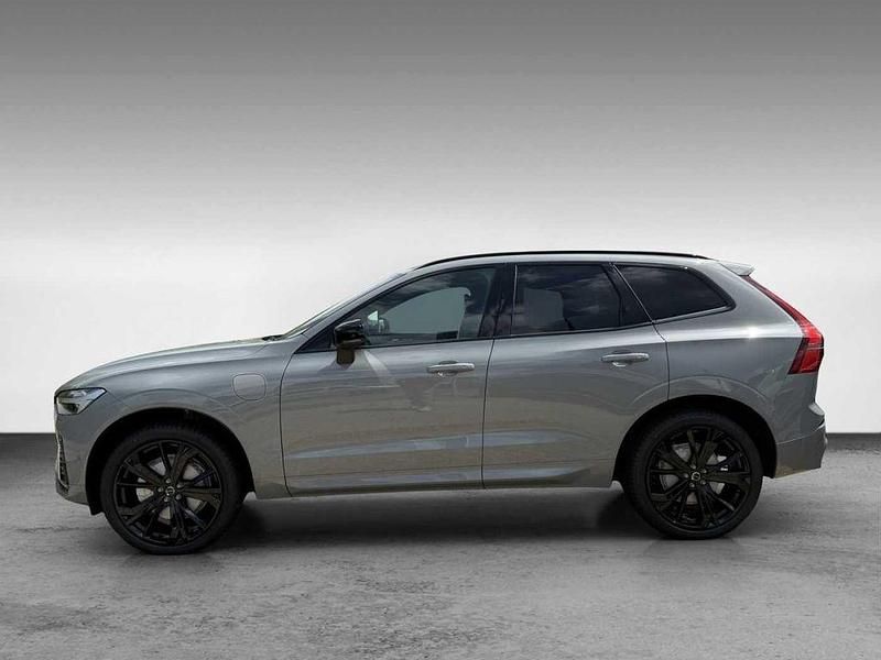 Neu Volvo XC60 Plus 349 PS (256 kW) 2026 Grau SUV