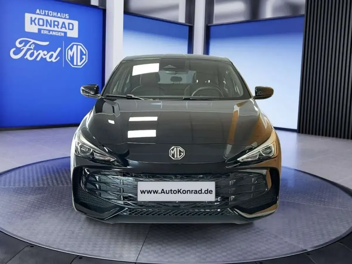 Nouvelle MG MG3 116 ch (85 kW) 2025 Noir Citadine
