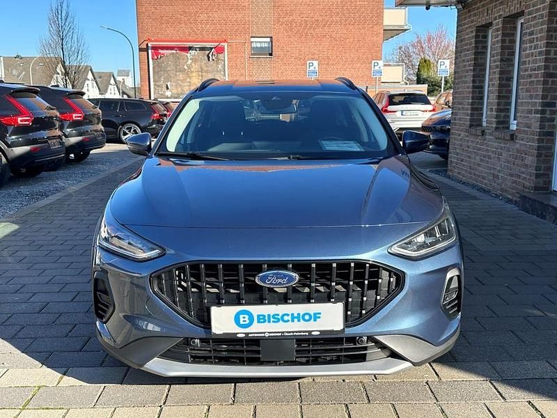 Gebraucht Ford Focus Active 125 PS (91 kW) 2024 Blau Limousine