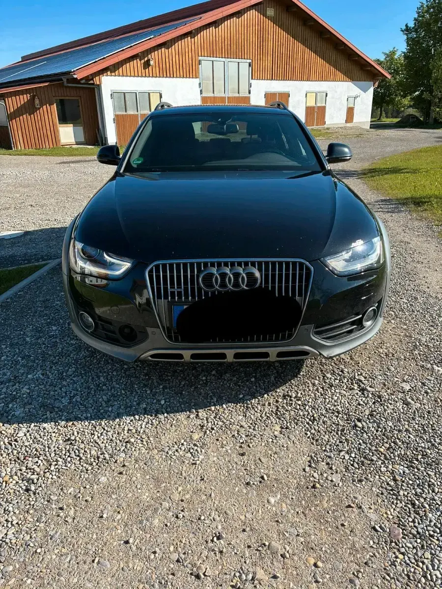 Używany Audi A4 Allroad 177 KM (130 kW) 2013 Czarny Kombi