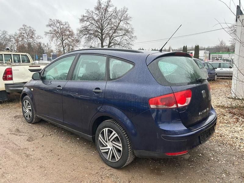Gebraucht Seat Altea XL Comfort 102 PS (75 kW) 2007 Blau Van / Kleinbus