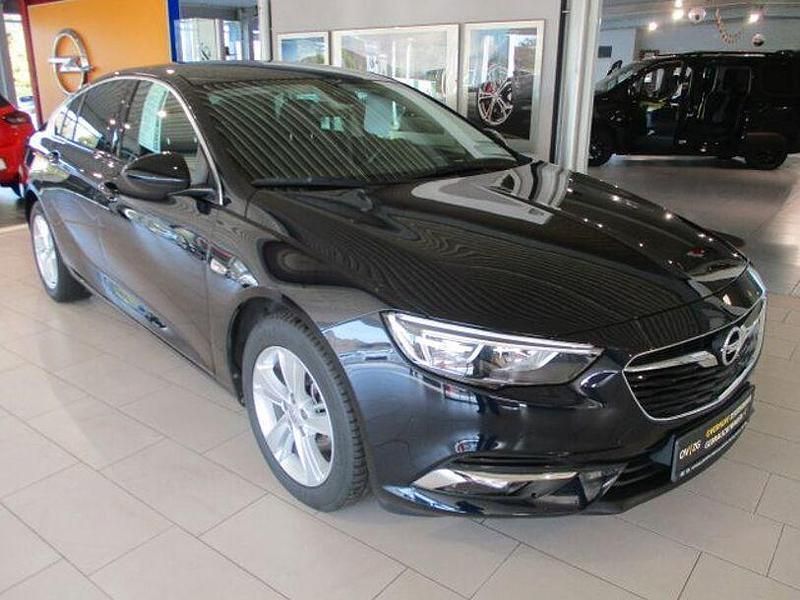 Blau Gebraucht 2017 Opel Insignia Innovation Limousine | 18.490 € (Etwas zu teuer) - Bild 1/4