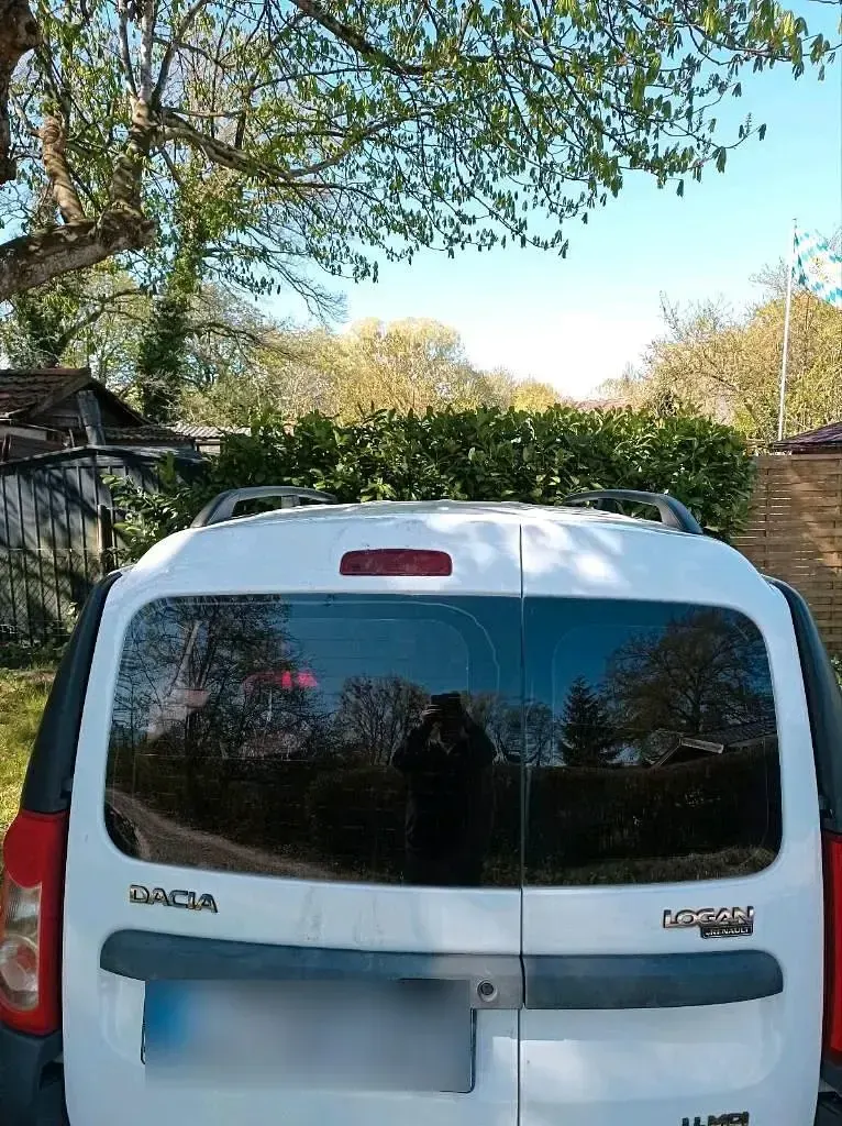 Używany Dacia Logan MCV 75 KM (55 kW) 2008 Biały Kombi