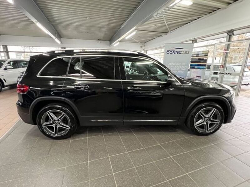 Schwarz Gebraucht 2024 Mercedes GLB200 AMG line SUV | 43.950 € (Fairer Preis) - Bild 1/4